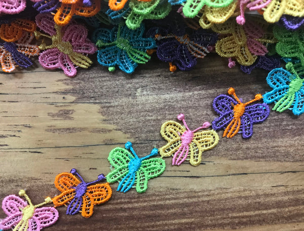 Multi Color Daisies and Butterflies Trims.