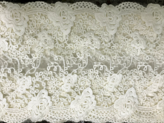 Ivory Double Edge Embroidered Organza Lace -17 cm  Wide.