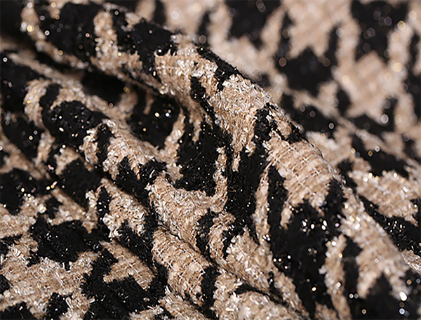 Black/Tannish Houndstooth - Shimmering French Tweed - 150 cm Wide.