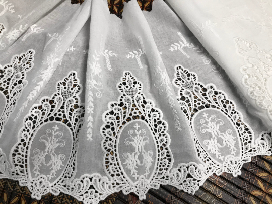 White Medallions on White Background - Broiderie Anglaise -  Swiss Cotton Voile - 34 cm Wide